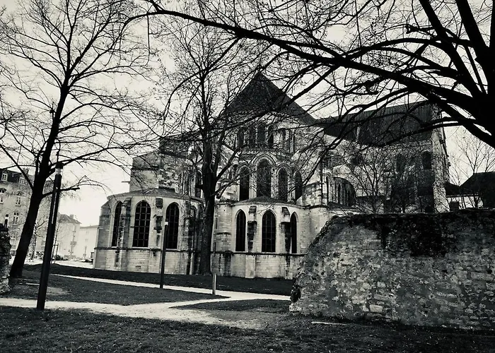 L'arbane Sacrée, Stationnement Gratuit, Escapade Champenoise